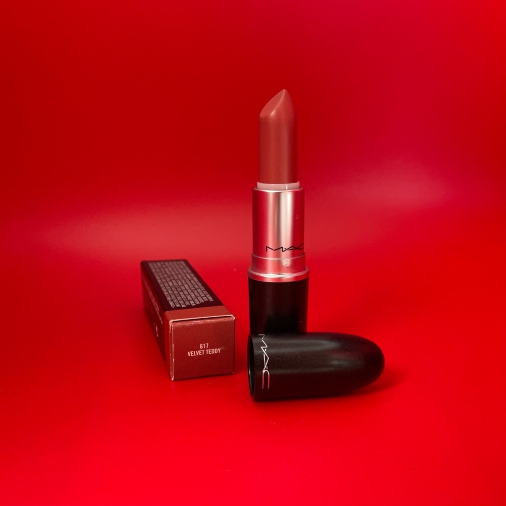 MAC Cosmetics Matte Lipstick - Velvet Teddy [#617]